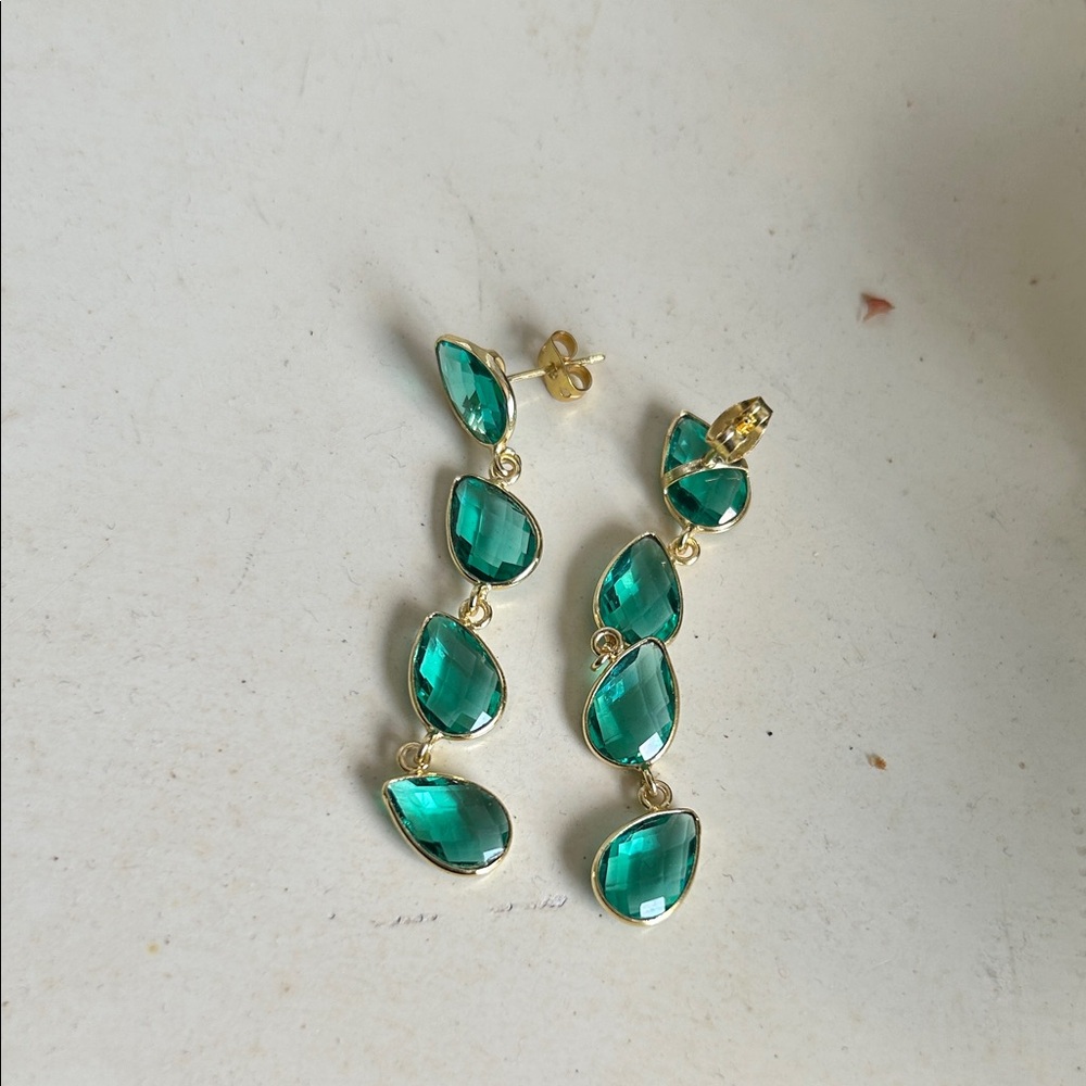 AQUA QUARTZ 24k gold drop Earrings - Picture 4 of 4